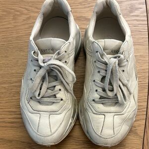 Gucci Off-White Leather Sneakers, Rhyton, distressed, 37.5